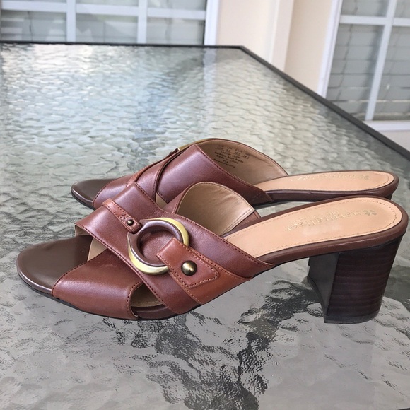 Natualizer Pia Sandals - Picture 2 of 6